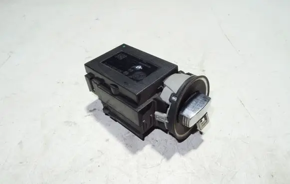 Volkswagen PASSAT B6 Ignition lock 3C0905843Q