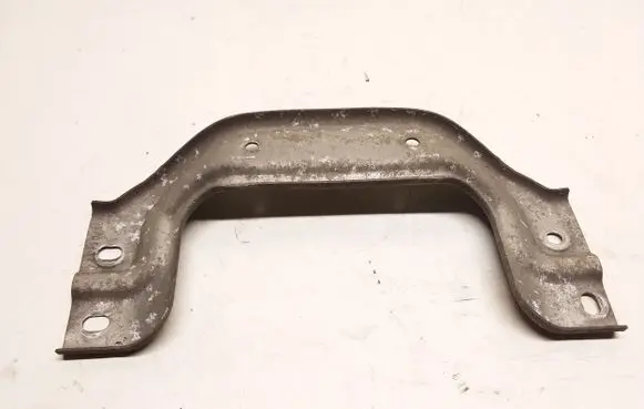 Audi A1 Muffler mount bracket/holder 8X0802127