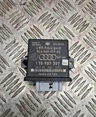 Volkswagen Touran I Light module LCM 1T0907357 5LA00837960