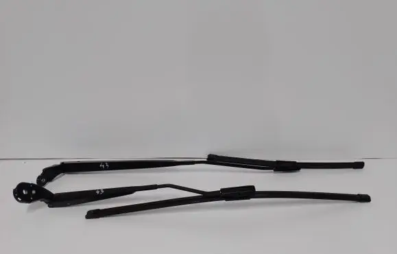 Citroen C4 Cactus Front wiper blade arm 9801706480