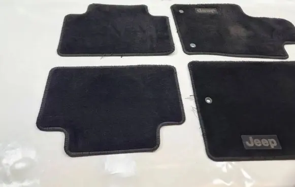 Jeep Grand Cherokee Car floor mat set 