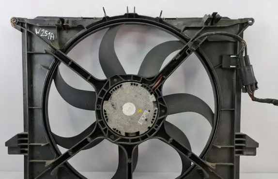 Mercedes-Benz R W251 Electric radiator cooling fan A1645000193