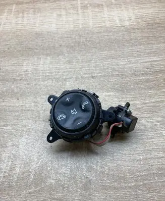 Mercedes-Benz S W221 Steering wheel buttons/switches 2218210551