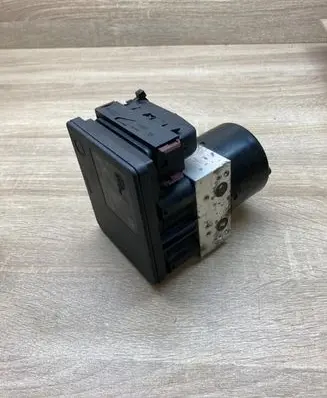 Opel Astra H ABS Pump 10096005393 13213610