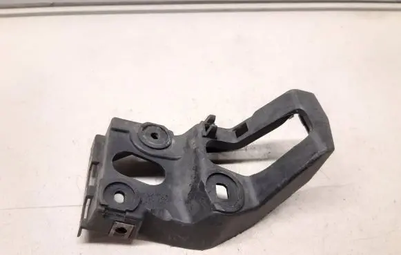 Audi A4 S4 B7 8E 8H Fender mounting bracket 8E0853921D