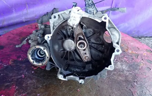 Skoda Fabia Mk2 (5J) Manual 5 speed gearbox LVE
