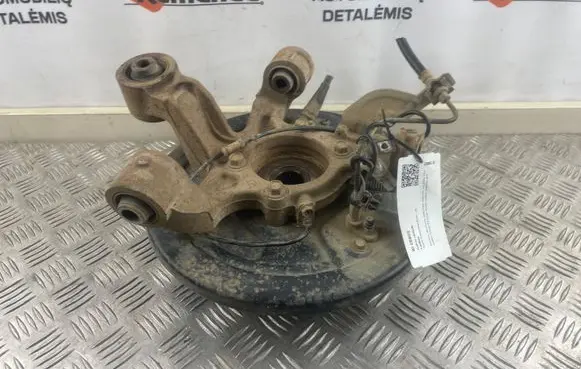Suzuki Grand Vitara II Rear wheel hub