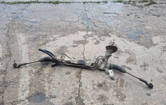 Ford Focus Steering rack 5M513200