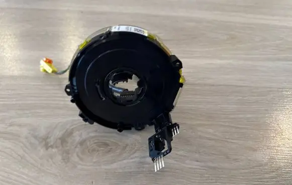 Mercedes-Benz C AMG W203 Airbag slip ring squib (SRS ring) A1714640518 1714640518