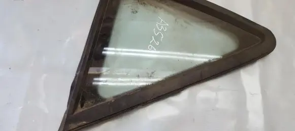 KIA Ceed Rear side window