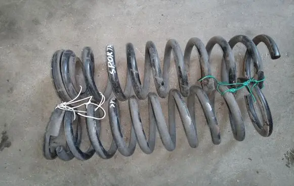 KIA Sportage Rear coil spring
