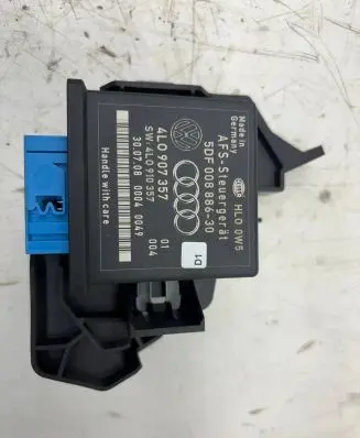 Audi Q7 4L Light module LCM 4L0907357 5DF00888630