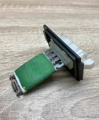 Mini One - Cooper R50 - 53 Heater blower motor/fan resistor W964260N