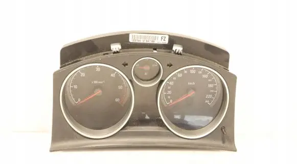 Opel Astra H Clock 