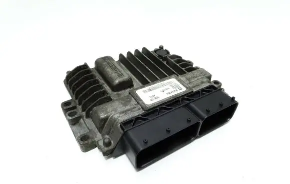 Chevrolet Captiva Engine control unit/module ECU 25184306 28320632 1951728