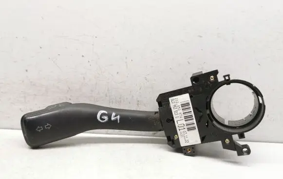 Volkswagen Golf IV Indicator stalk 8L0953513G