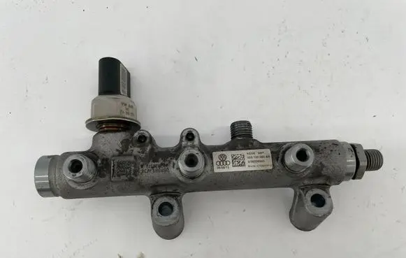 Audi A7 S7 4G Fuel main line pipe 059130089BS