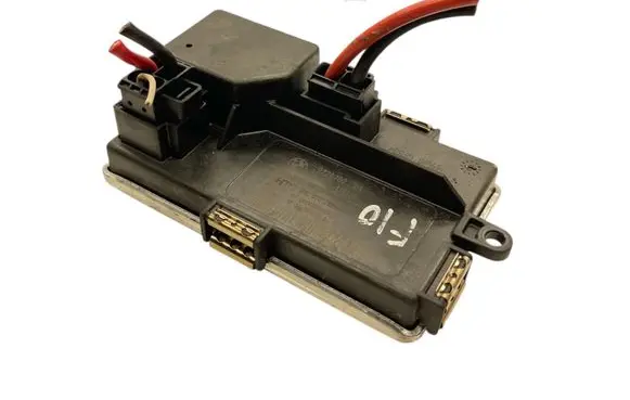 BMW 5 F10 F11 Heater blower motor/fan resistor 9226780 5HL01079201 W8353002