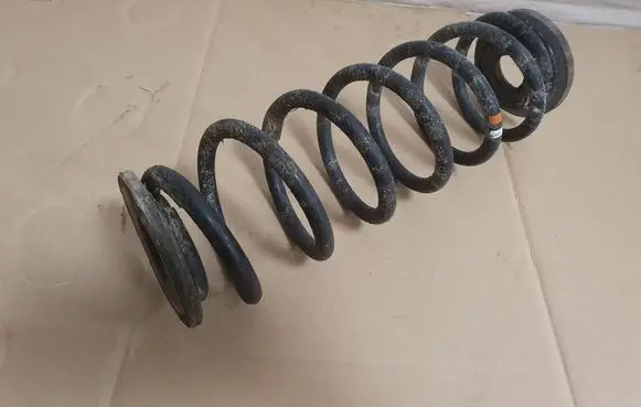 Skoda Superb B6 (3T) Rear coil spring