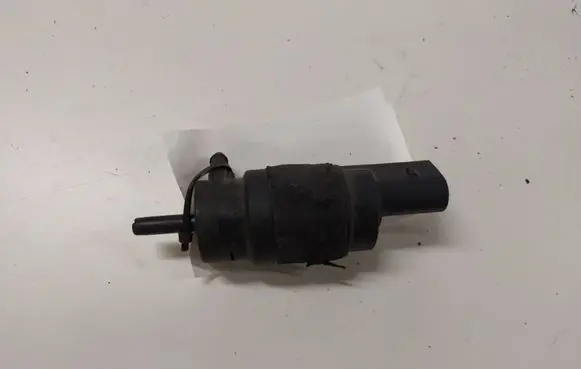 Audi A4 S4 B8 8K Windscreen/windshield washer pump 8K5955647
