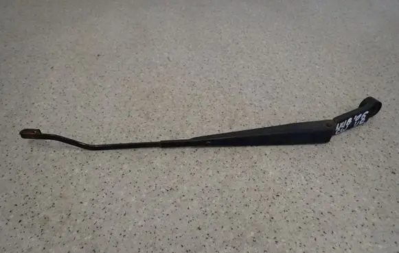 Chevrolet Lacetti Front wiper blade arm
