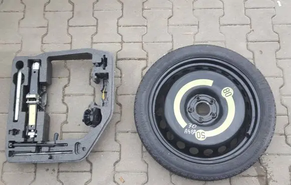 Audi A4 S4 B8 8K R19 spare wheel 8K0601027