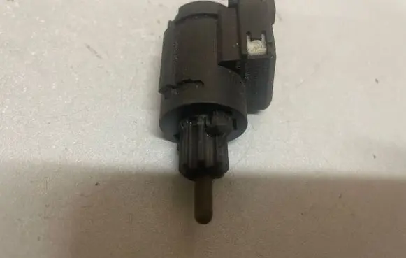 Audi A6 S6 C6 4F Brake pedal sensor switch 3B0945511C
