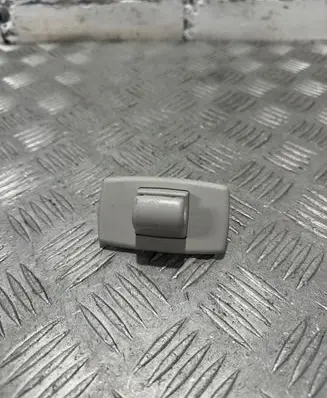 Mercedes-Benz E W213 Sun visor clip/hook/bracket A16681000127