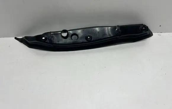 Mercedes-Benz C W206 Fender end trim A2068890100