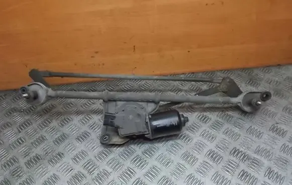 Chrysler PT Cruiser Front wiper linkage and motor 05288695AC