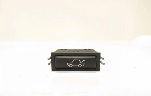 BMW 5 E39 Tailgate opening switch 8365579