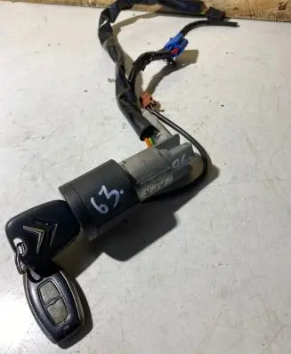 Citroen Xsara Picasso Ignition lock 9641551180