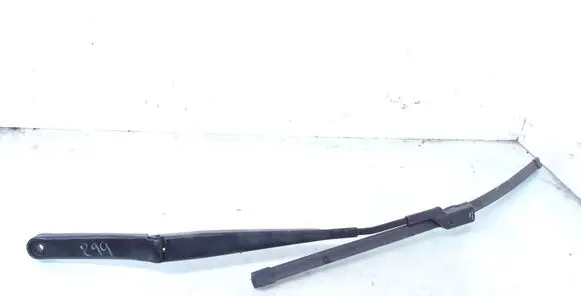 Volkswagen PASSAT B6 Windshield/front glass wiper blade 3C1955409C