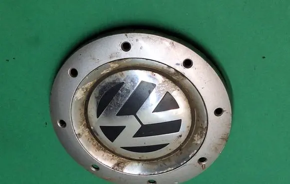Volkswagen Golf V Original wheel cap 1k0601149