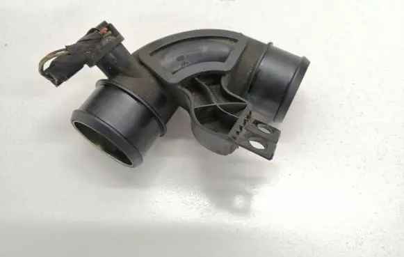 Mercedes-Benz ML W163 Intercooler hose/pipe A1635011124