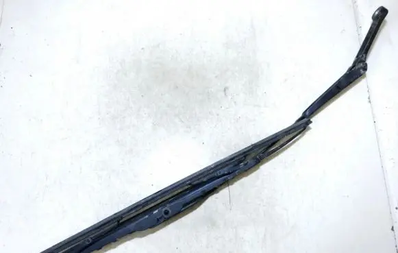 Audi A4 S4 B5 8D Front wiper blade arm 8d1955407a