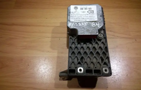 Volkswagen PASSAT B4 Airbag control unit/module 6N0909603