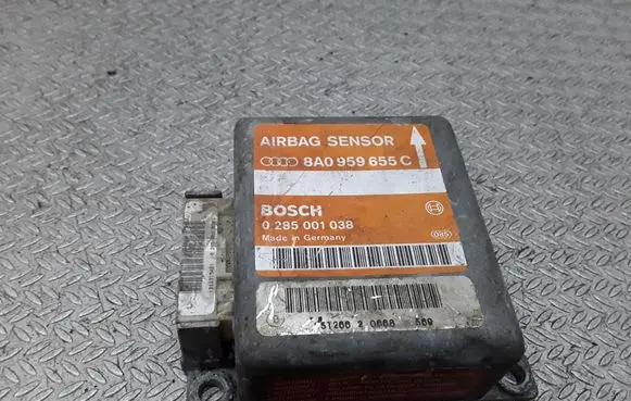 Audi A4 S4 B5 8D Airbag control unit/module 8A0959655C 0285001038