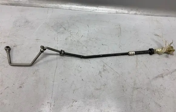 Mercedes-Benz C W204 Gearbox oil cooler pipe/hose A2042701996