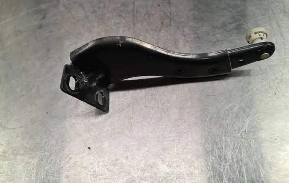 Volkswagen Caddy Sliding door trim 2K0843435B