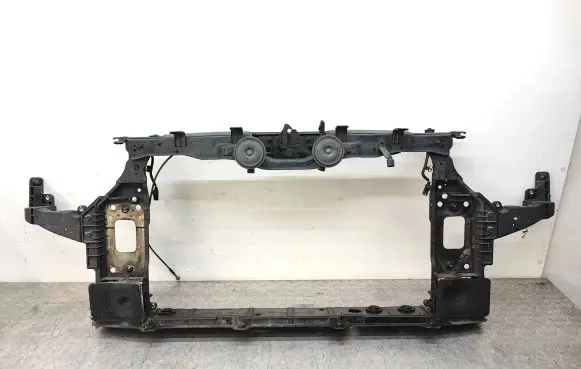 Hyundai i40 Radiator support slam panel