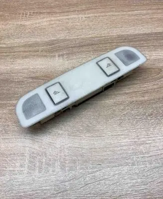 Audi A6 S6 C6 4F Rear seat light 4F0947111