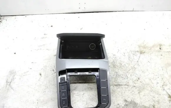 Ashtray (front)