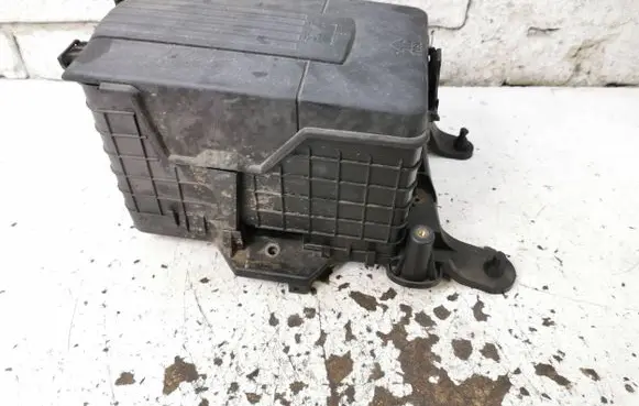 Battery box tray