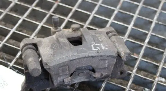 Mitsubishi Outlander Rear brake caliper