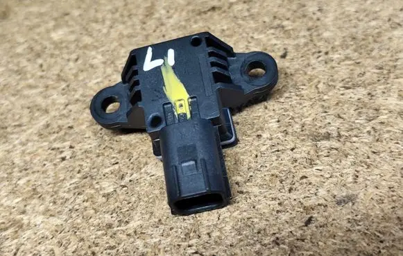 Volvo V40 Airbag deployment crash/impact sensor 31360986