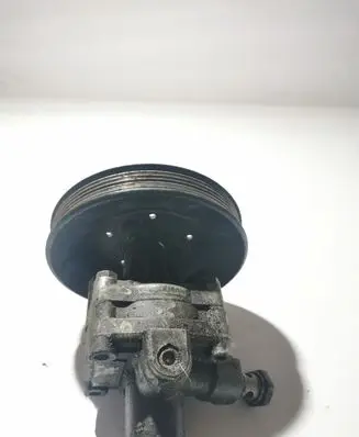 Audi A6 S6 C4 4A Power steering pump 078145