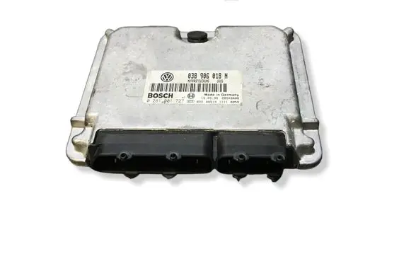 Volkswagen PASSAT B5 Engine control unit/module 038906018N 0281001727 28SA3406