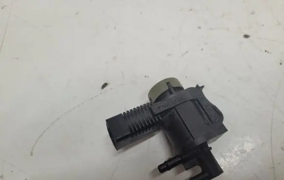 Audi A6 S6 C6 4F Turbo solenoid valve 1J0906283C