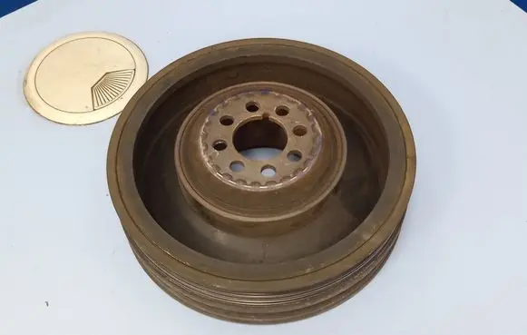 Volkswagen PASSAT B5 Crankshaft pulley
